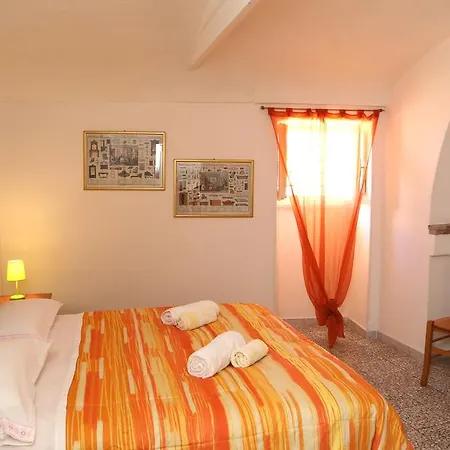 Lupolciu E Calarina B&B